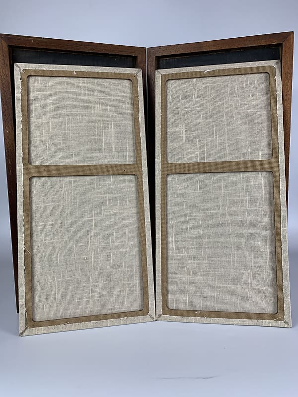 PAIR OF CLOTH GRILL - ACOUSTIC RESEARCH AR 4 - 99% LIKE ORIGINAL - 100% FIT NICELY  			