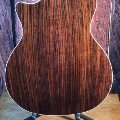 Taylor 414ce- R with Hardshell Case Natural image 5
