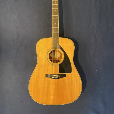 Yamaha FG-400M, vintage Nippon Gakki, solid top and back