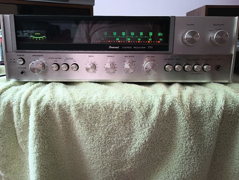 Sansui 771 receiver in excellent condition  -1970&#039;s  			
