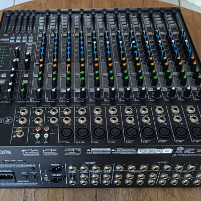 Mackie 1642VLZ4 16-Channel Mic / Line Mixer 2014 - Present - Black image 3