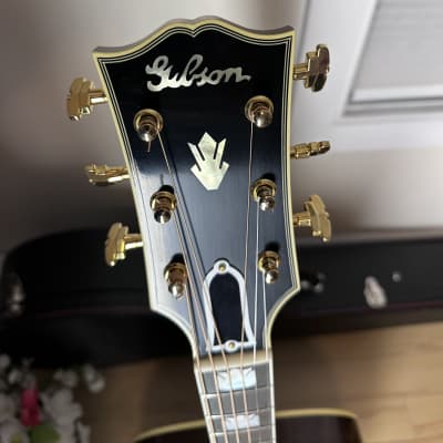 Gibson Pre-War SJ-200 Custom Shop 2022 - Vintage Sunburst for sale