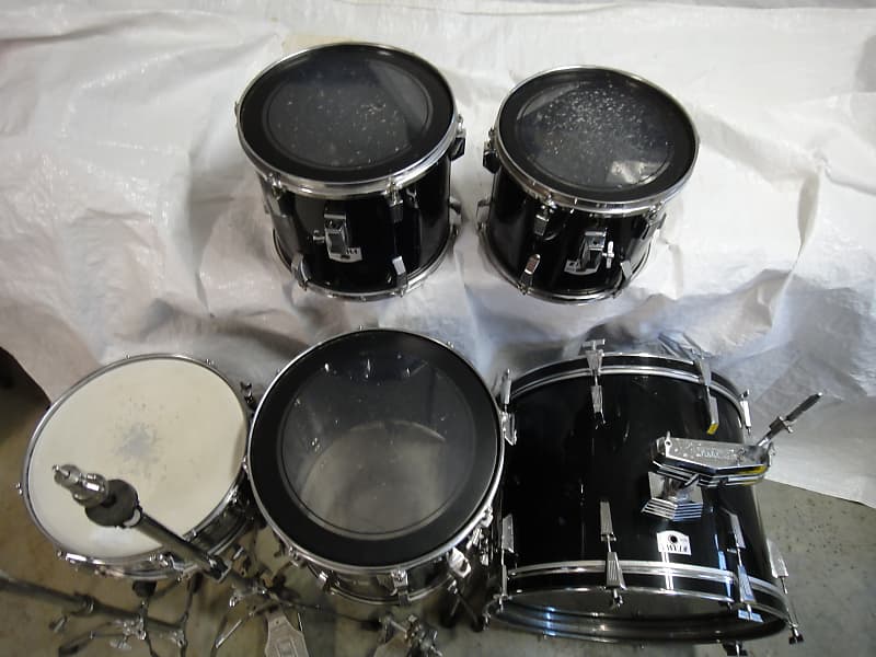 TAMA ROCKSTAR vintage drums LATE 80'S-EARLY 90'S THE GOOD STUFF 5 pc. drums  22'' 12'' 13'' 16'' 14