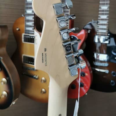 Fender Limited Edition Player Jazzmaster 2022 - Pacific Peach image 8