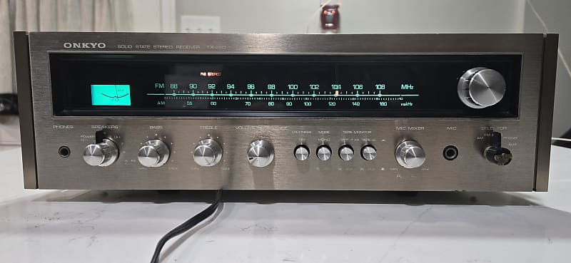 Onkyo TX-220 1974-1976 - Wood veneer  			