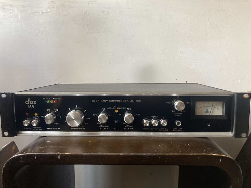 dbx 165A Over Easy Compressor / Limiter | Reverb