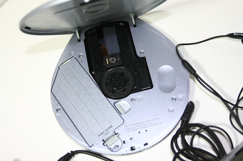 Sony CD Walkman Discman D- E999 working | Reverb