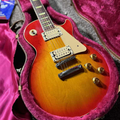 Gibson 2000 Les Paul Classic - Heritage Cherry Sunburst image 16