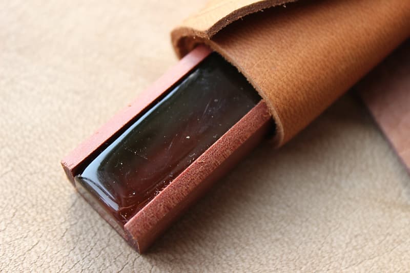 Leatherwood Bespoke 50% Blend Violin Rosin – Balanced Supple