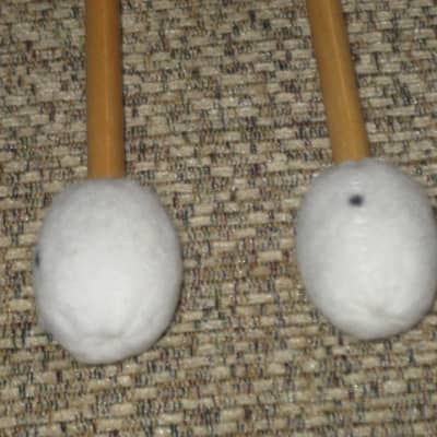 ONE pair new old stock Regal Tip 607SG, GOODMAN # 7 BRILLIANT STACCATO TIMPANI MALLETS - hard oval core covered with oval shaped cream-ish damper white felt, hard rock maple handles / shaft (includes packaging) image 6