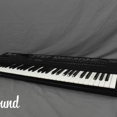 Yamaha DX7S Digital Programmable Algorithm Synthesizer in Very Good Condition