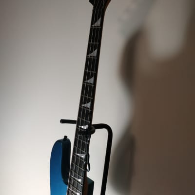 Charvel Model 2b bass MIJ 1986 - Electric blue image 5