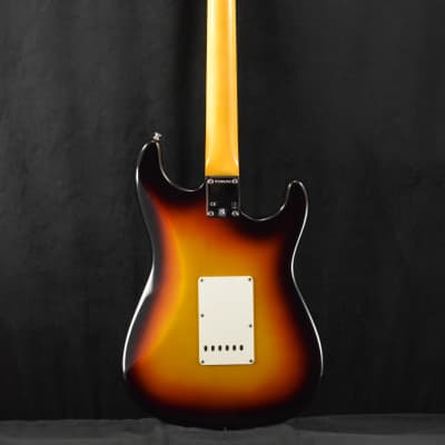 Fender American Vintage II 1961 Stratocaster Left-Hand 3-Color Sunburst Rosewood Fingerboard image 6
