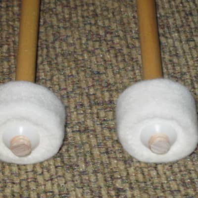ONE pair new old stock Regal Tip 606SG (Goodman # 6) TIMPANI MALLETS, CARTWHEEL -  inner core of medium hard felt covered with a layer of soft damper felt / hard maple handle (shaft), includes packaging image 6