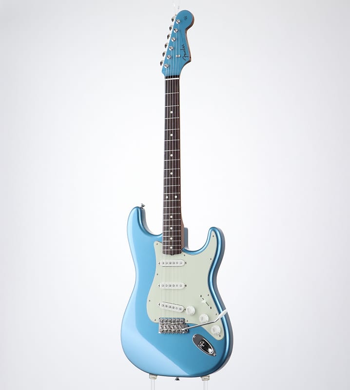 Fender 2021 Collection MIJ Traditional 60s Stratocaster Roasted Maple Neck  Rosewood Fingerboard Lake Placid Blue (01/10)