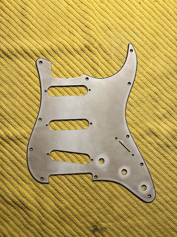Aged / Relic Fender Stratocaster pickguard (White) Reverb
