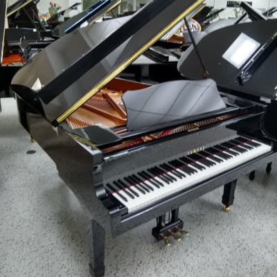 Yamaha C3 Grand Piano 6’1 Black Polish image 2