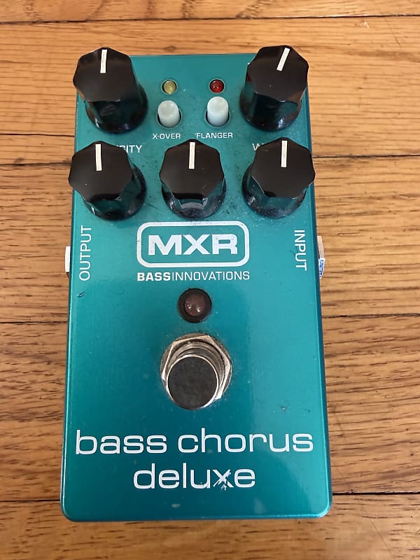MXR M83 Bass Chorus Deluxe