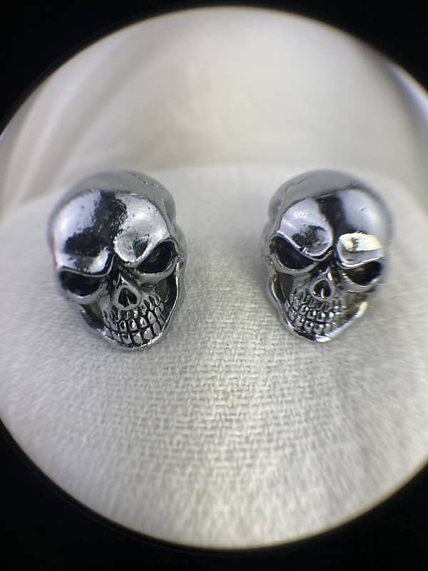 Qparts Skull knobs 2000's Set of 2 Chrome Reverb