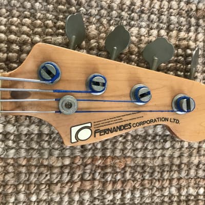 70年代筆記体ロゴFernandes Power Bass - メルカリ