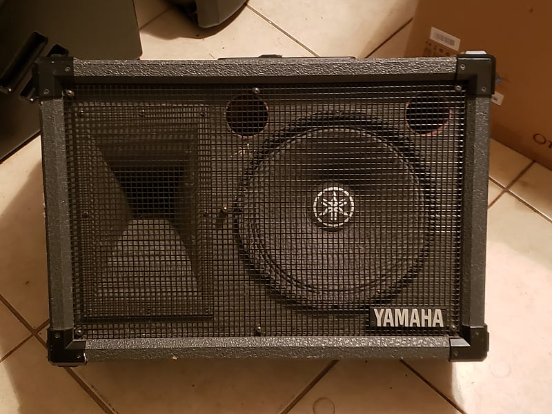 Yamaha SM12H II 400W Speakers (Pair) image 1