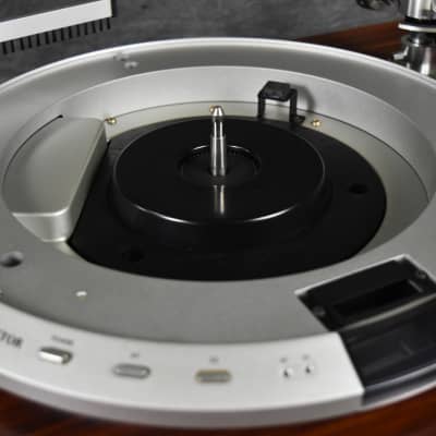 Victor JL-B61R / TT-61 Direct Drive Turntable in Excellent Condition image 12