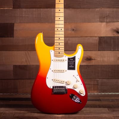 Fender Player Plus Stratocaster, Maple FB, Tequila Sunrise,  Deluxe  Bag image 3