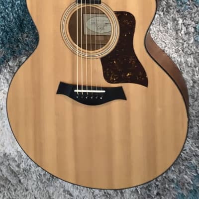 2004 Taylor 315 ce jumbo acoustic electric guitar made in the usa ohsc for sale