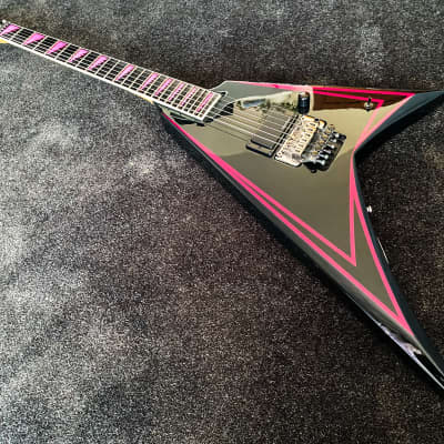 ギター Edwards E-Al-166 Alexi Pink Sawtooth ESP Edwards E-AL-166 PINK SAWTOOTH – United States