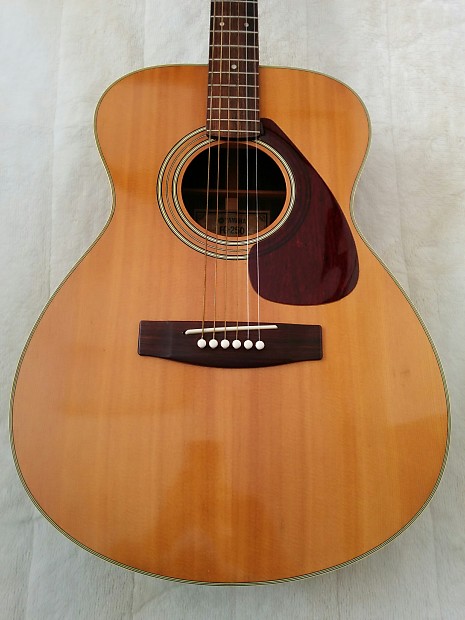 Yamaha fg deals 250