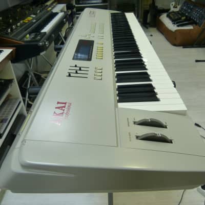 Akai MX1000 76 keys MIDI controller | Reverb