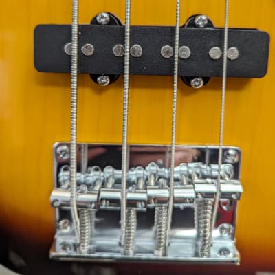 Nashville Guitar Works 220SB Electric Bass Guitar - Sunburst image 5