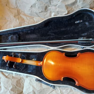 Volta size 4/4 violin, with case and bow image 4
