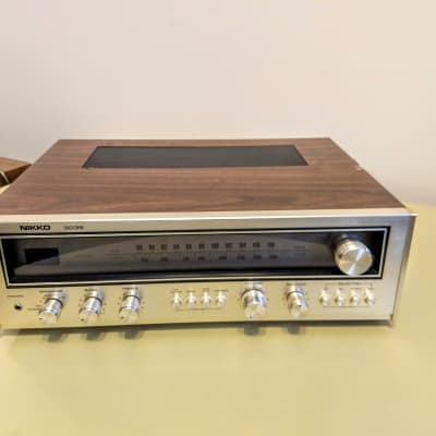 Nikko Stereo Receiver 3035 Silver online Faced