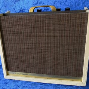 Kay Vanguard Model 704 Vintage 1963 Electric Guitar Amplifier Vibrato USA 1960's image 17