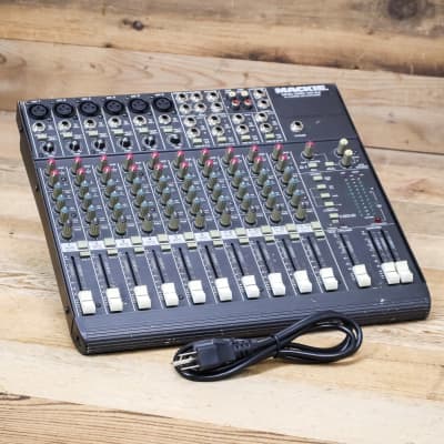 Mackie Micro Series 1402-VLZ 14-Channel Mic / Line Mixer