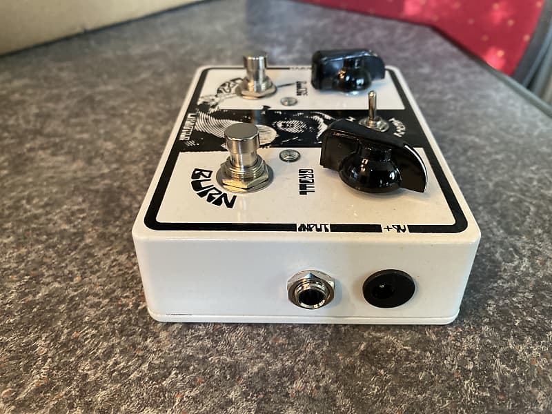 ギター Minotaur Sonic Terror Fuzz and Burn Fuzz & Burn | Minotaur Sonic Terrors