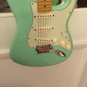 Fender 2015 American Deluxe Stratocaster ( V-Neck ) Surf Green image 5