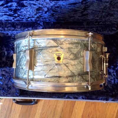Ludwig No. 490 Pioneer 6.5x14" 6-Lug Snare Drum 1958 - 1960