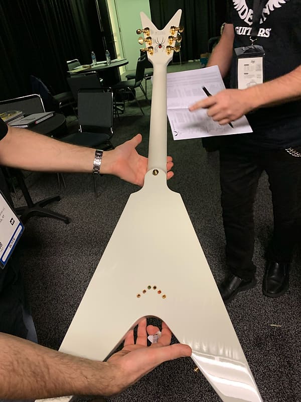 Dean Christian Martucci V Select/Vintage White/2019 NAMM