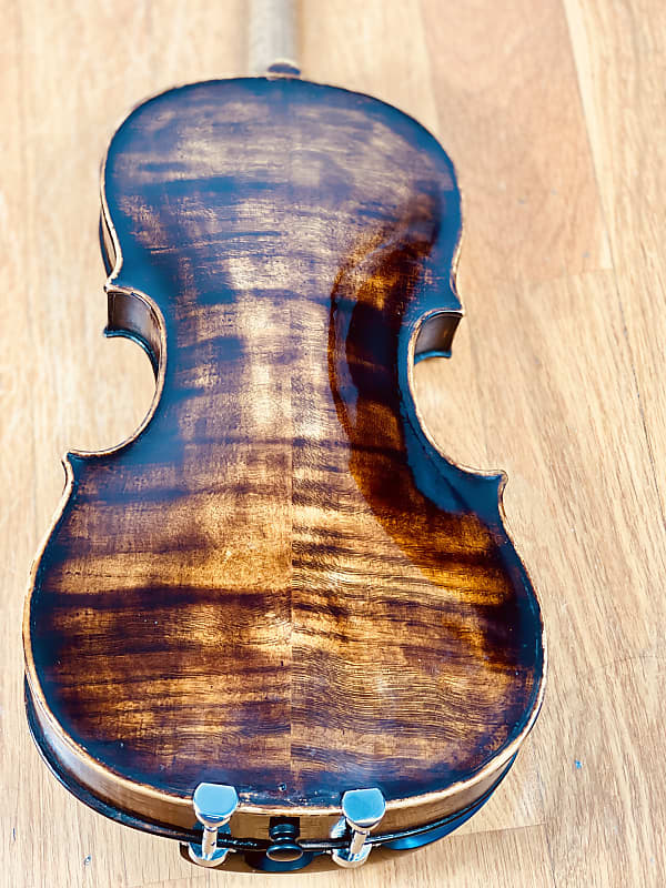 Old German Stradivari model violin Pro early 20th century - video sample image 1