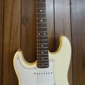 Jimi hendrix squier strat outlet