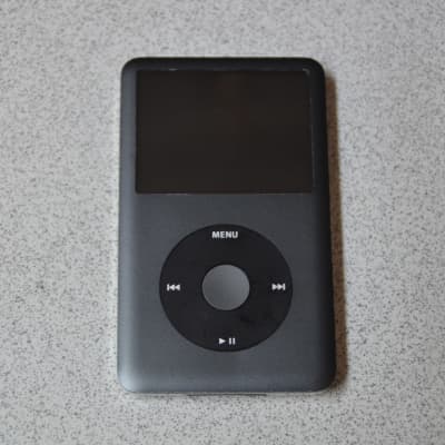 Apple iPod Classic 7th Gen 160GB Black | Reverb