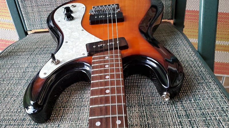 【8823】 ARIA Diamond モズライト系 DM-380 ARIA Diamond DM-380 Electric Guitar | eBay