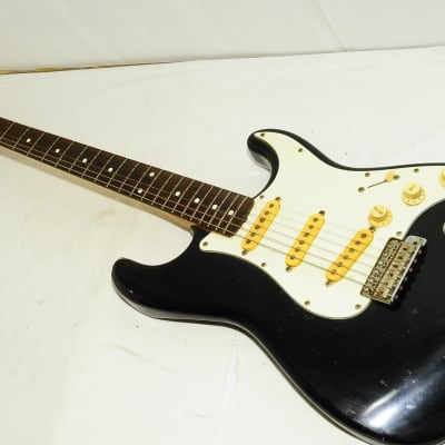 Fender Japan 1984-1987 Stratocaster E Serial Fujigen | Reverb France
