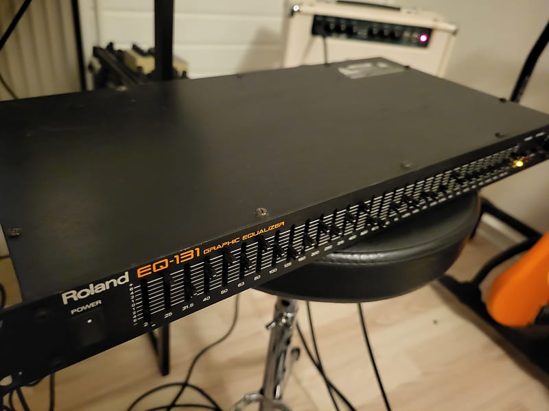 Roland EQ-131 Graphic Equalizer - Black | Reverb