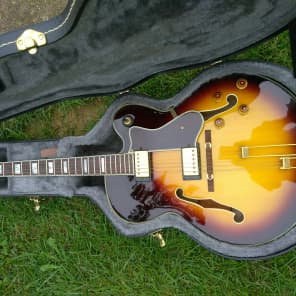 Epiphone ブロードウェイAS 韓国ピアレス工場 Epiphone ブロードウェイAS 韓国ピアレス工場 Epiphone ブロードウェイ