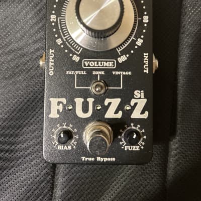 Reverb.com listing, price, conditions, and images for king-tone-minifuzz-si