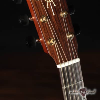 Alvarez Yairi DYM70CE Dreadnought Acoustic/Electric Guitar w/ Case – Natural image 5