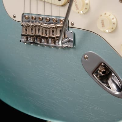 Fender Custom Shop 1969 Stratocaster Journeyman, Firemist Silver 8lbs 2oz image 11